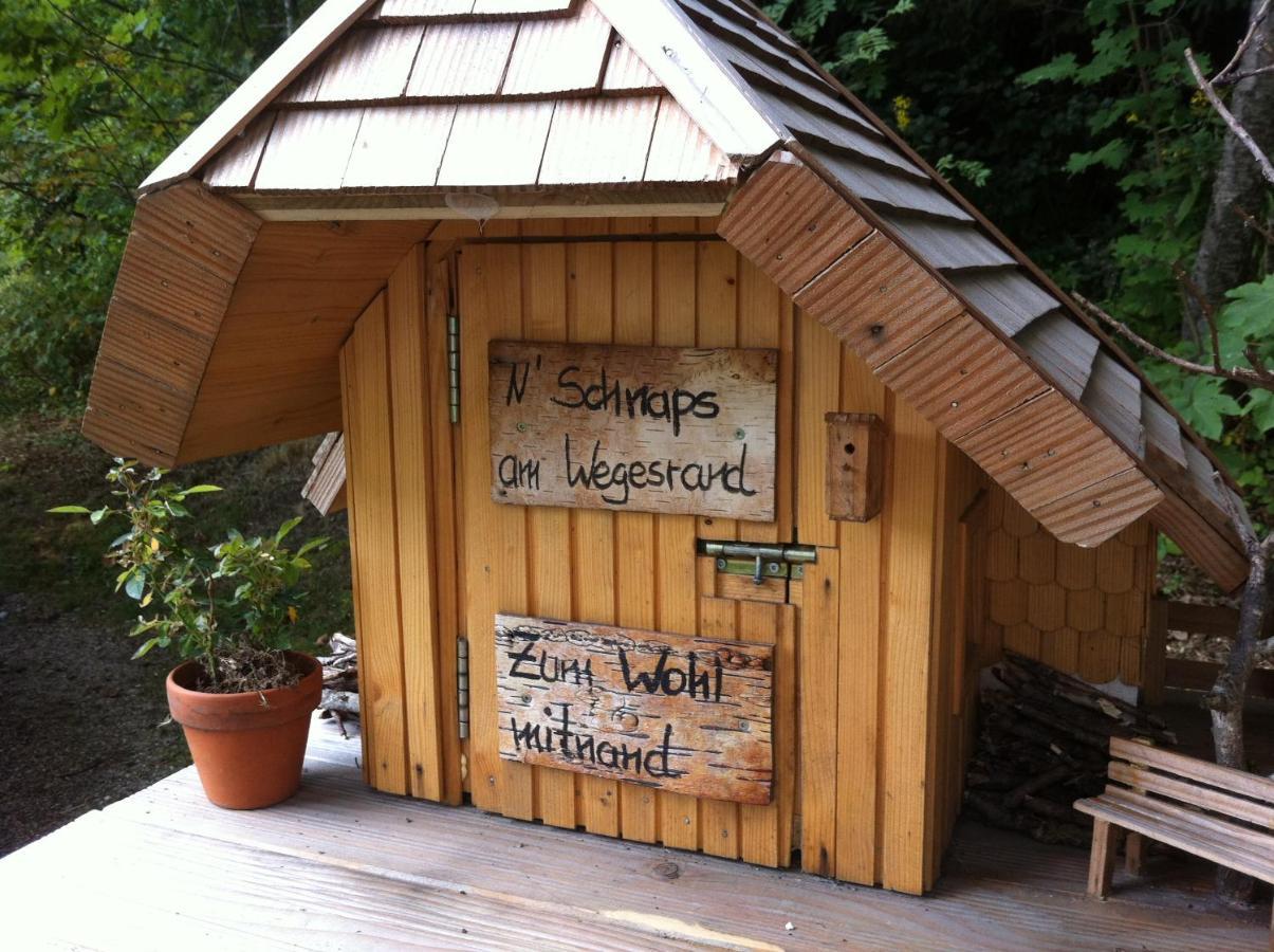 Ferienwohnung Waldblick トートナウ エクステリア 写真