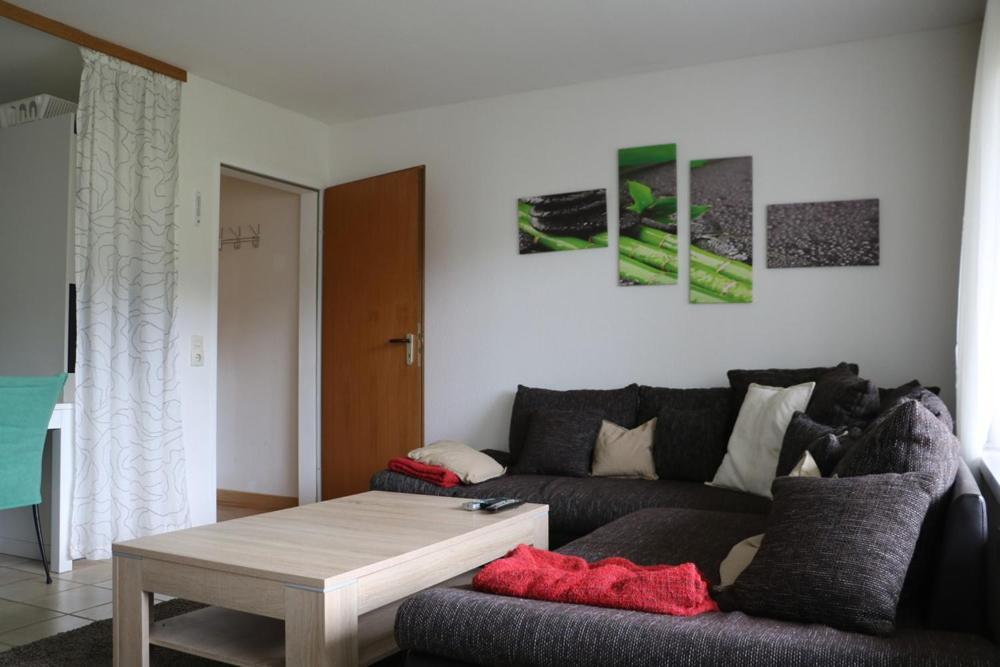 Ferienwohnung Waldblick トートナウ エクステリア 写真